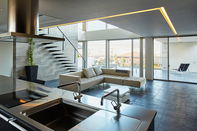 眺望の家 modern-living-room