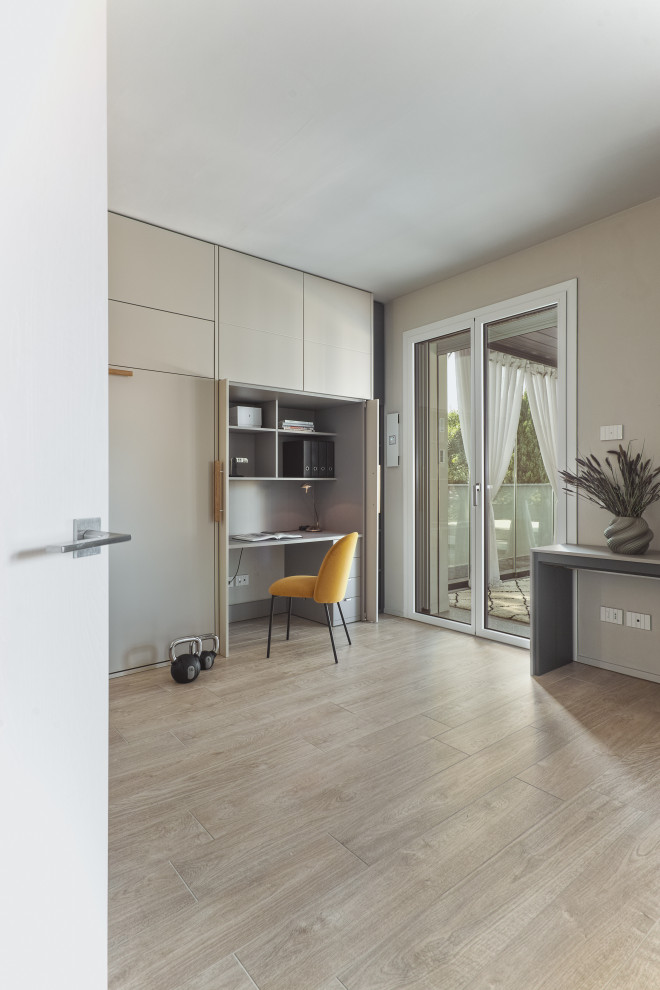 Appartamento flessibile con parete mobile e terrazzo abitabile – Milano Magenta
