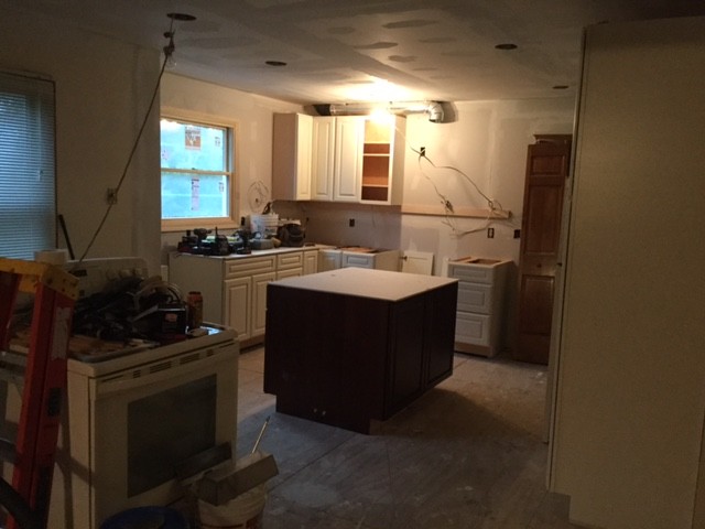 Home design - transitional home design idea