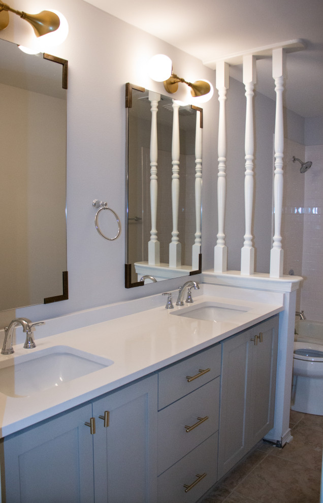 Bathroom - transitional bathroom idea