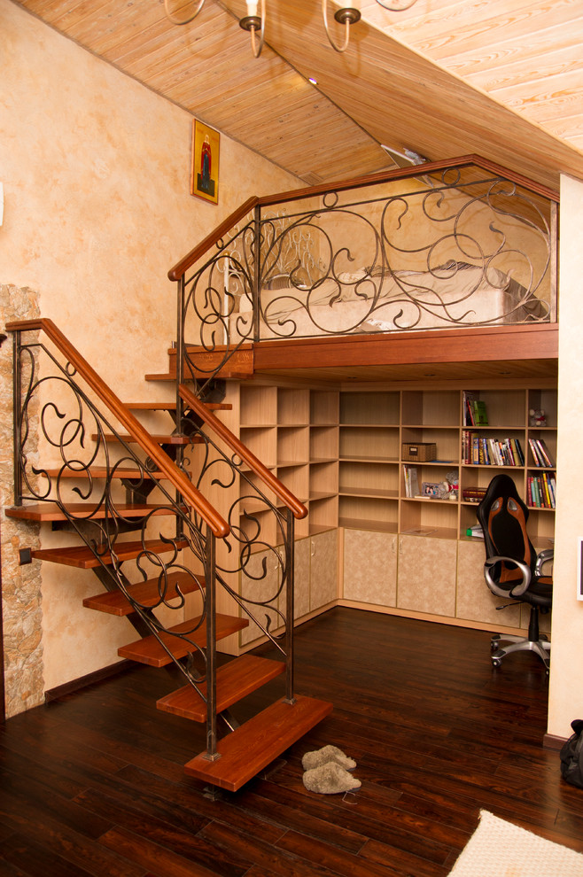 Лестница на одном косоуре