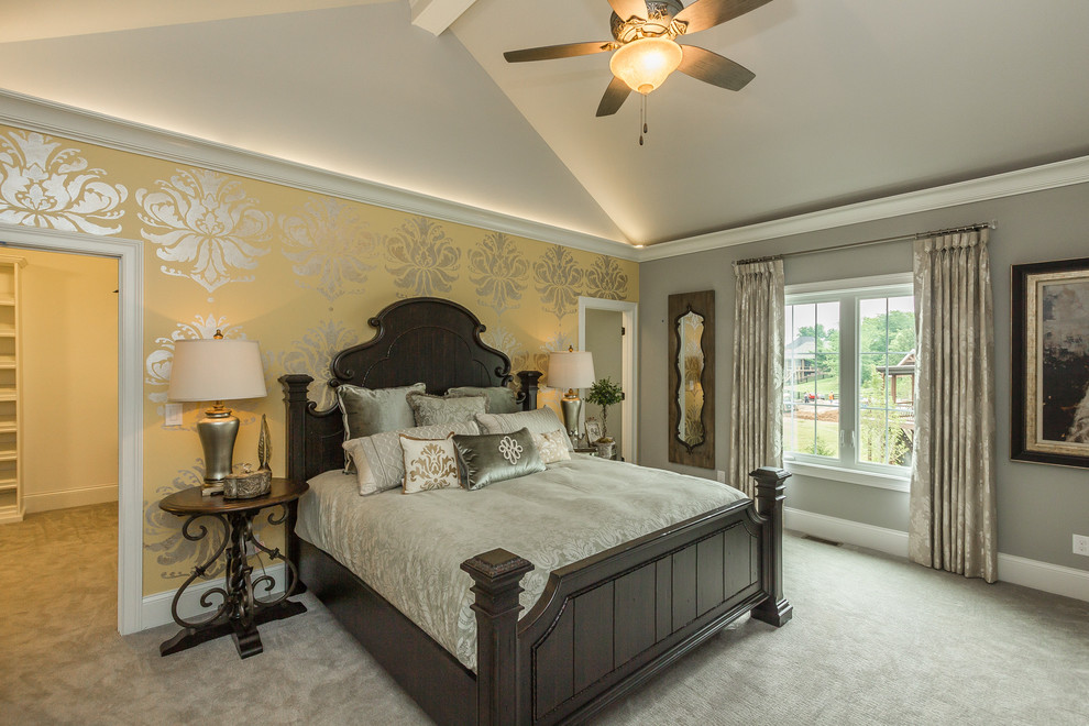 Design ideas for a traditional bedroom in Louisville.