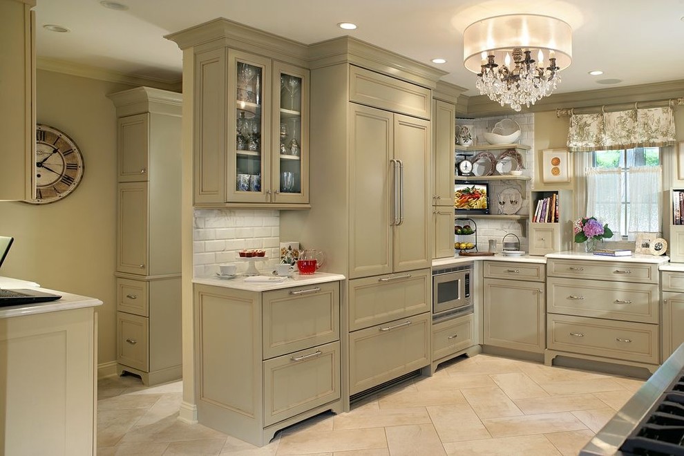 Eclectic home design photo in New York