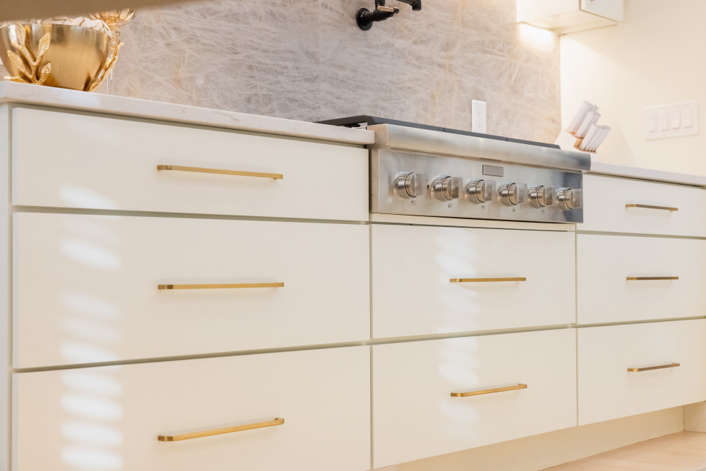 Pine Project: A Fusion of Warmth and Elegance