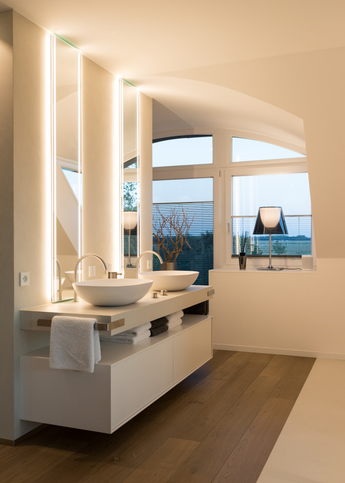 This is an example of a contemporary bathroom in Bremen.