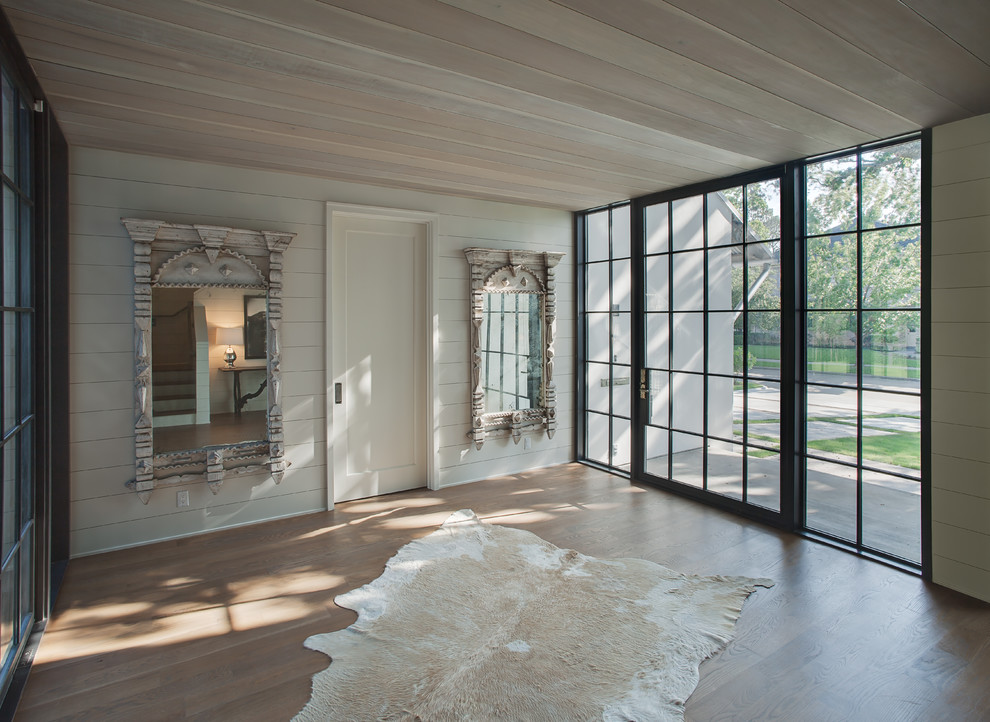 Transitional entryway photo in Houston