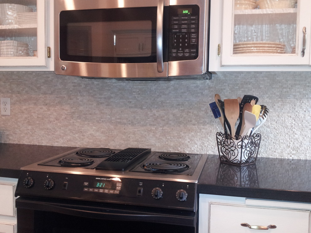 Kitchen Backsplash Chanhassen, MN Contemporary Kitchen