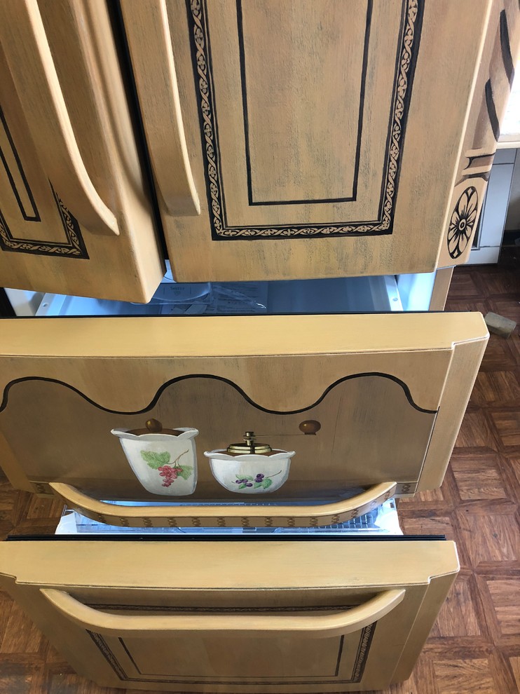 Роспись холодильника