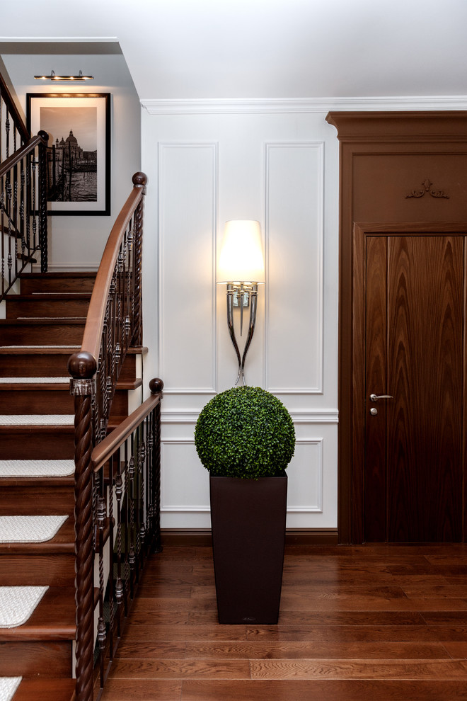 ДОМ В СТИЛЕ НЕОКЛАССИКИ В БЛАГОДАТОВА. РЕАЛИЗАЦИЯ.