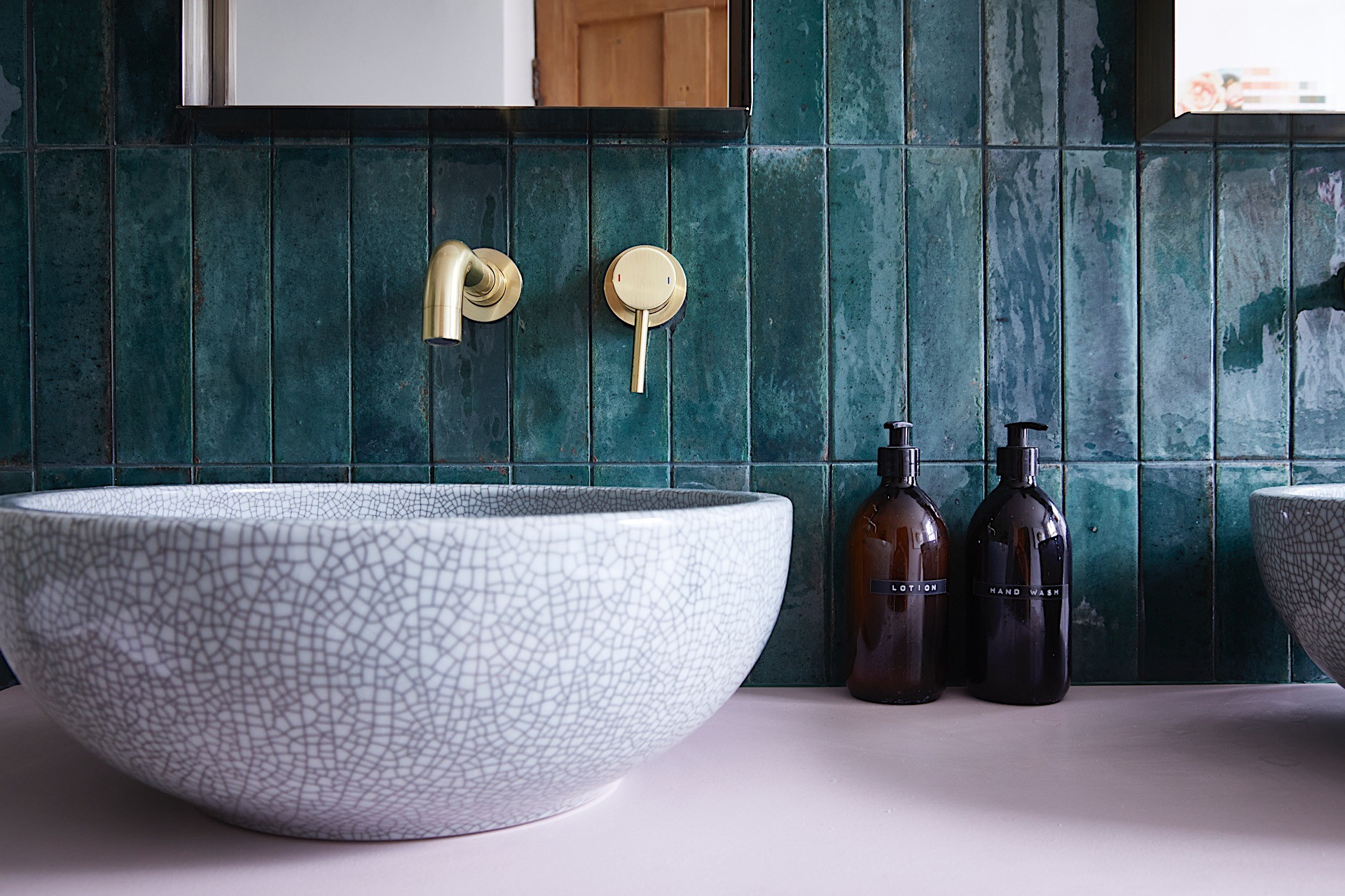 Bathroom - transitional bathroom idea in Sussex