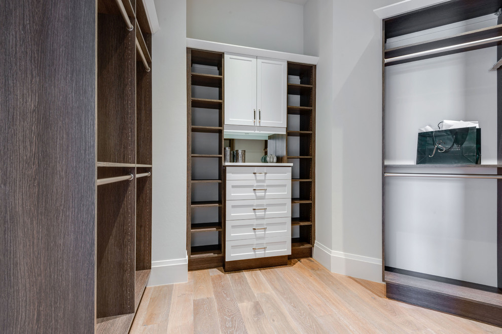 Walk-in closet - large walk-in closet idea with shaker cabinets