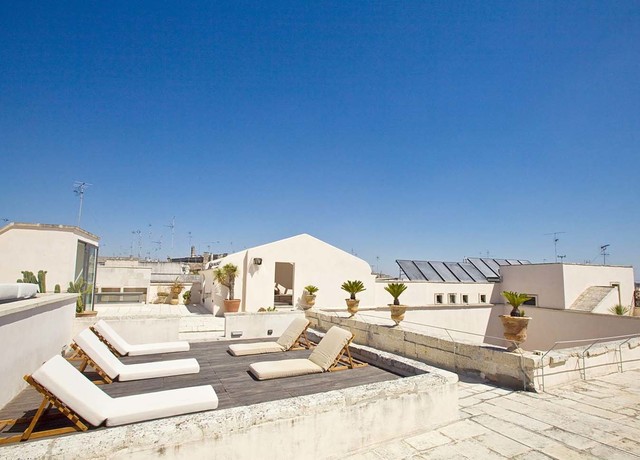 RISTRUTURAZIONE PALAZZO STORICO | GALATINA mediterranean-terrace