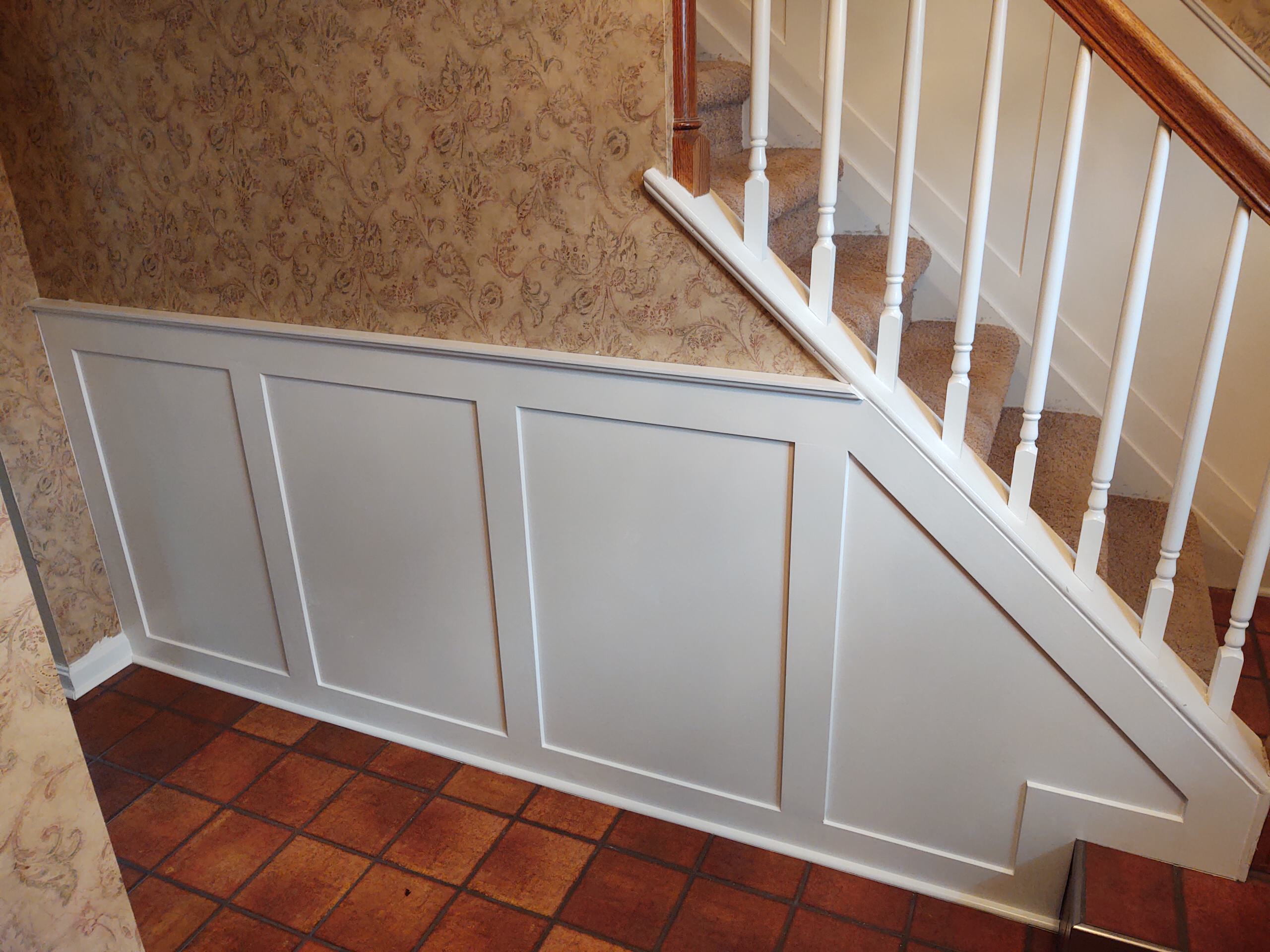 Simple wainscoting