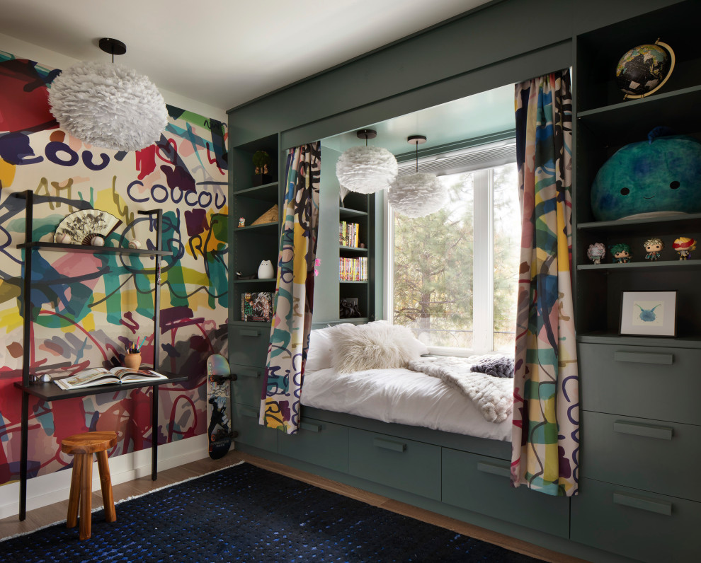 Idéer för att renovera ett retro barnrum kombinerat med sovrum