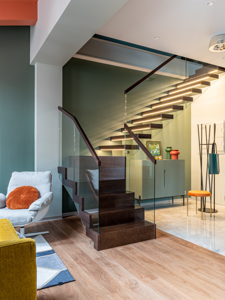 Взрыв цвета на мансардном этаже