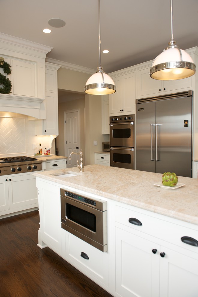 CrotonKitchen24 - Traditional - Kitchen - New York - by East Hill Cabinetry