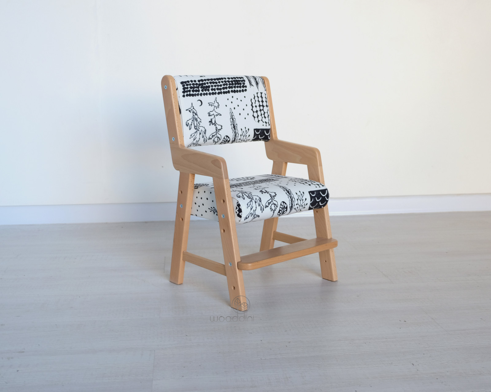 Детские стульчики