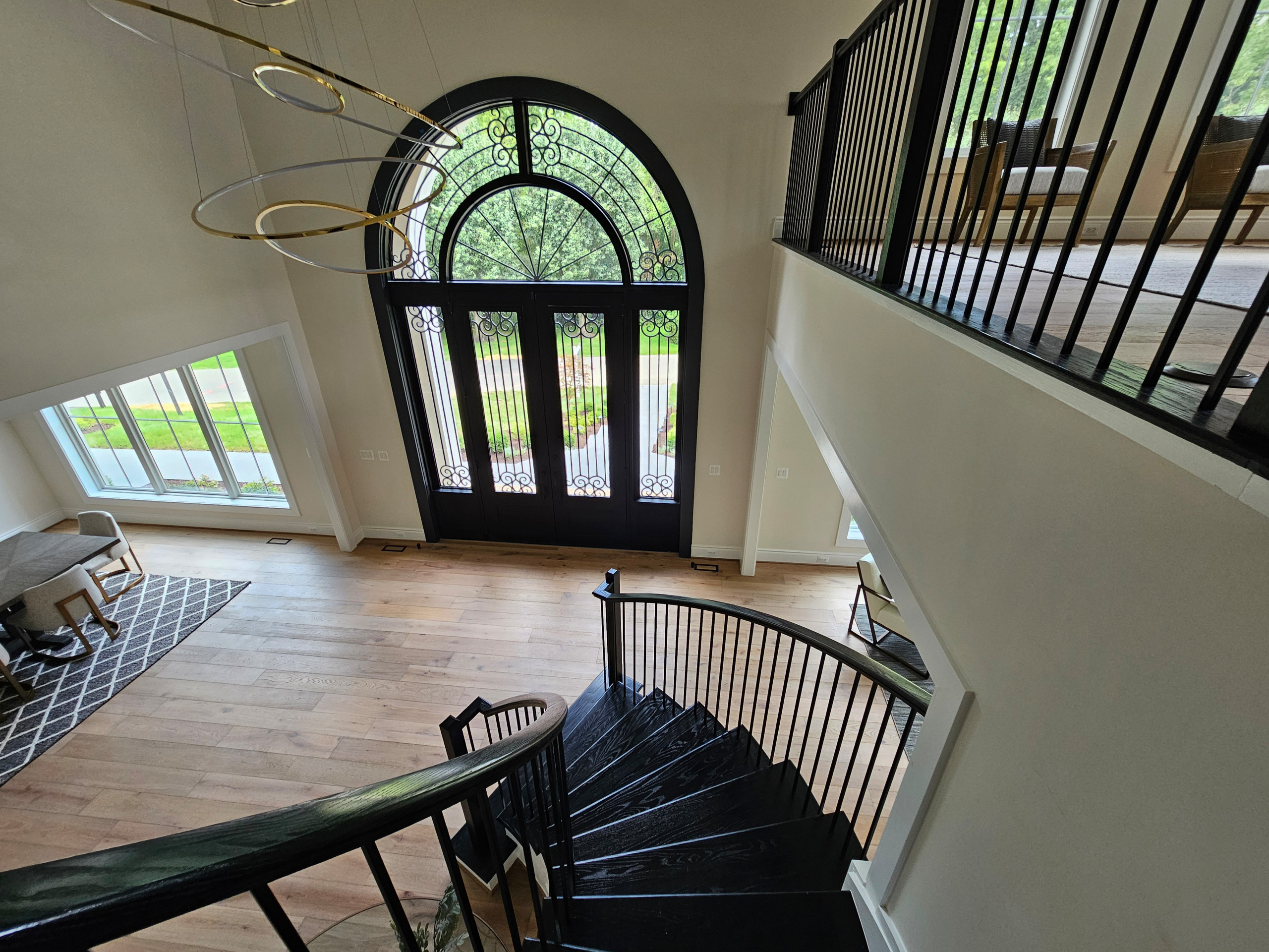 Elegant Curve Elevates Modern Design, Mclean, VA 22101
