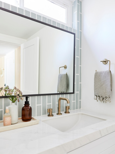 Overcast Bathroom Backsplash - Beach Style - Bathroom - Los Angeles ...