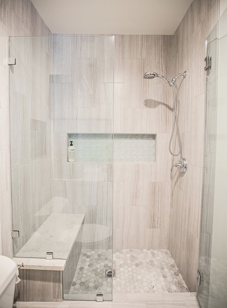 Bathroom - transitional bathroom idea