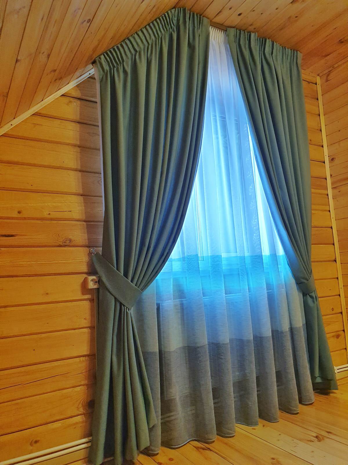 Шторы в частном доме