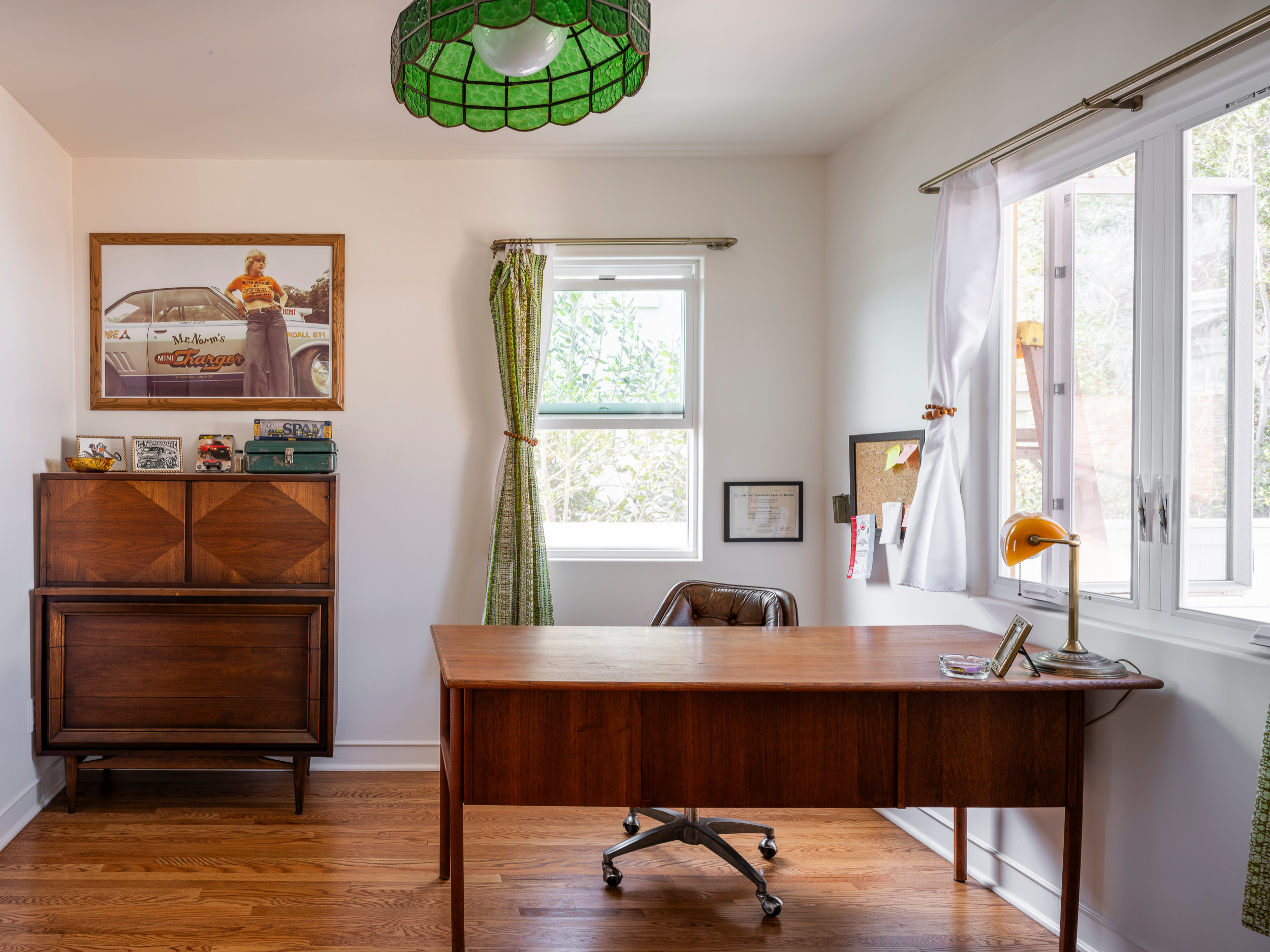 1970/80s-Inspired Beach Bungalow | Full Design + Remodel