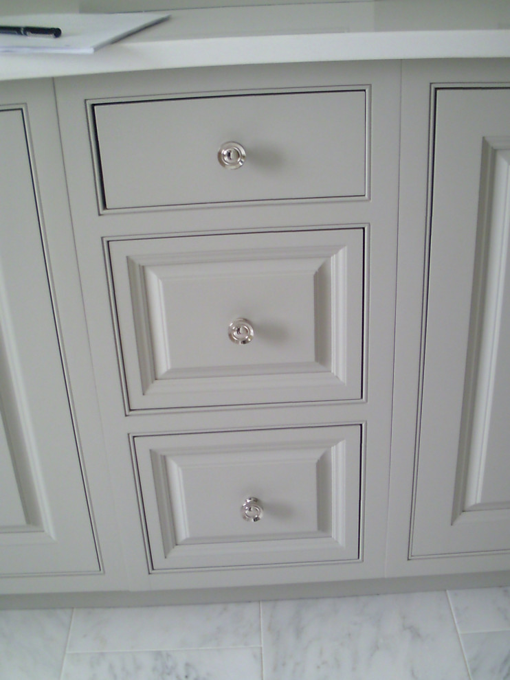 MASTER BATH CARRARA MARBLE