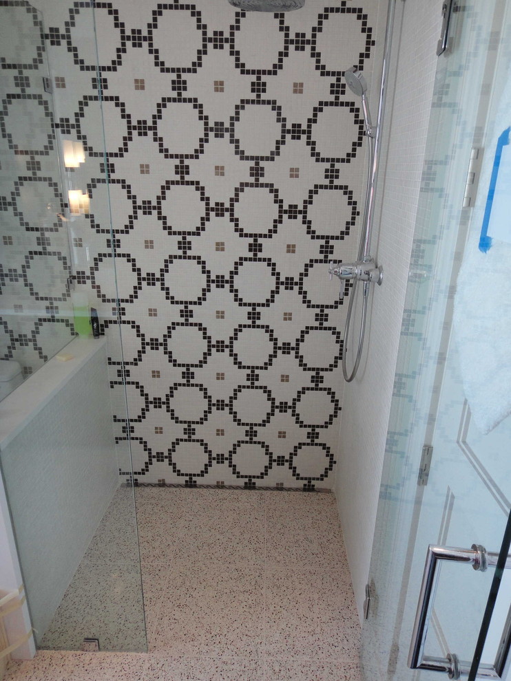 Curbless Shower with Continuous Tile