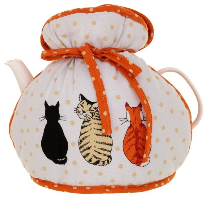 Cosy Cats in Waiting Muff Tea