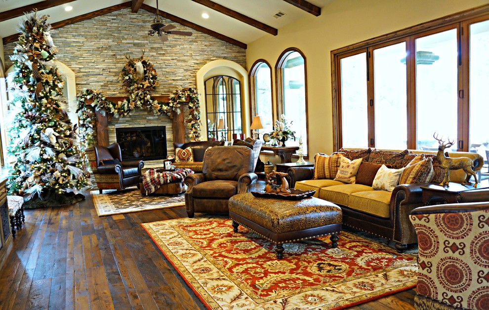 Traditional living room in Other.