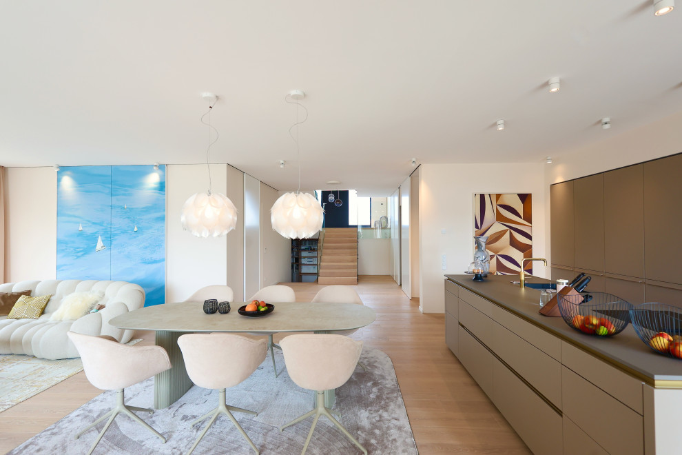 Modernes Esszimmer in Frankfurt am Main