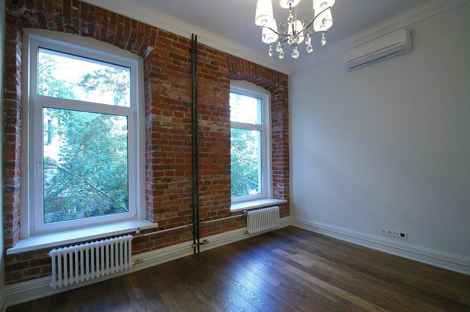 Пятикомнатная квартира. Москва. м. Чистые пруды.