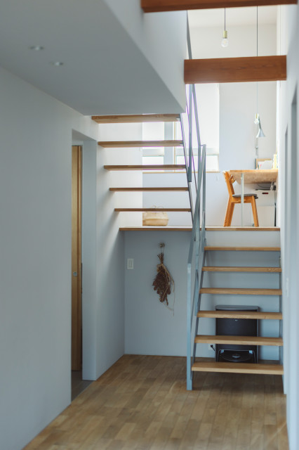 陽怜の家 scandinave-escalier
