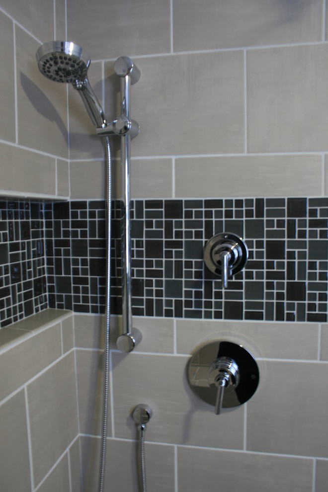 Home design - transitional home design idea