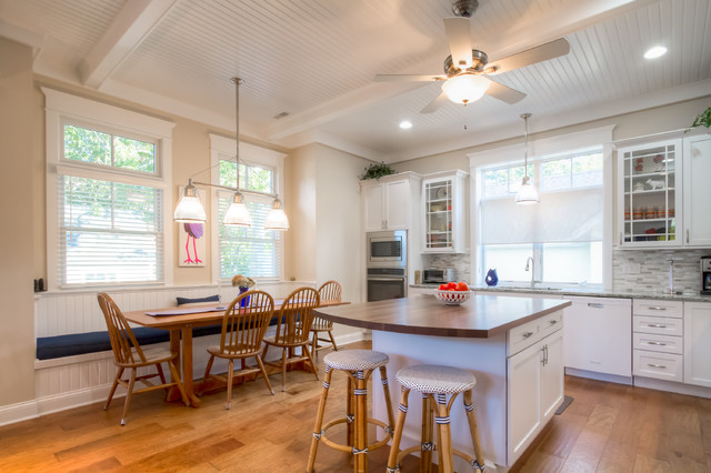 Cape May Point - Custom Home stile-marinaro-cucina