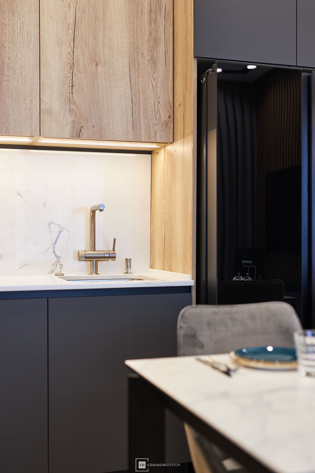 Двухкомнатная квартира с большим угловым окном