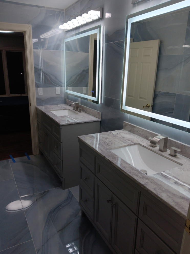 Modern Main Bathroom