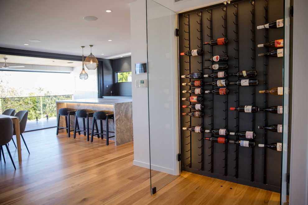 SUNRISE BEACH HOUSE AND INTERIOR Modern Wine Cellar Sunshine