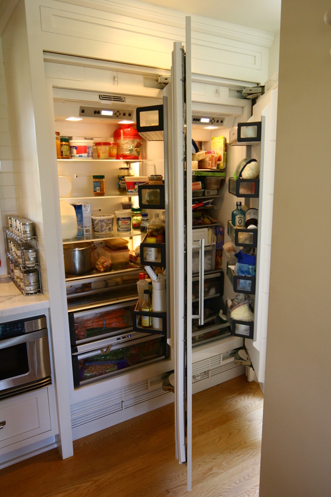 Fresh Transitional Kitchen