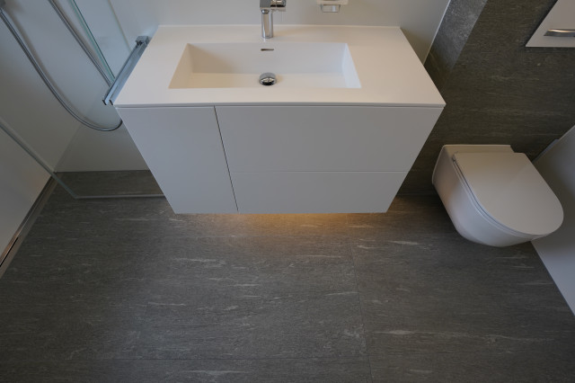 Aus einem Badezimmer wird ein Duschbad der extra Klasse moderne-badevaerelse