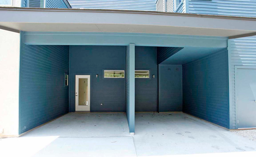 Home design - transitional home design idea in Austin