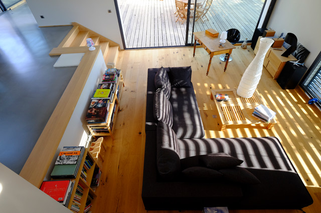 Les Oules contemporary-family-room