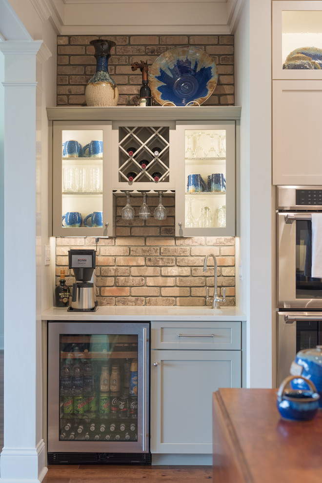 Inspiration for a large transitional home design remodel