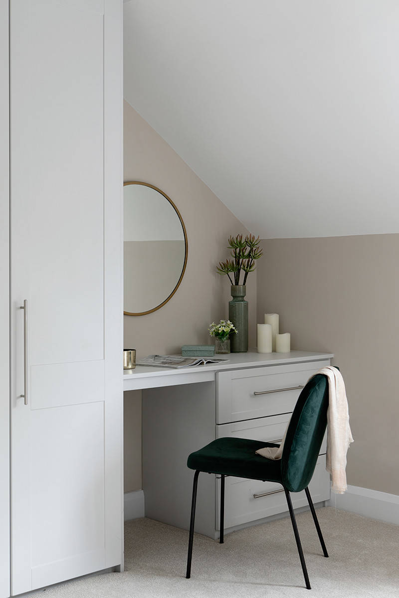 17 Contemporary Dressing Tables Perfect for Smaller Spaces | Houzz IE 17 Contemporary Dressing Tables Perfect for Smaller Spaces | Houzz IE