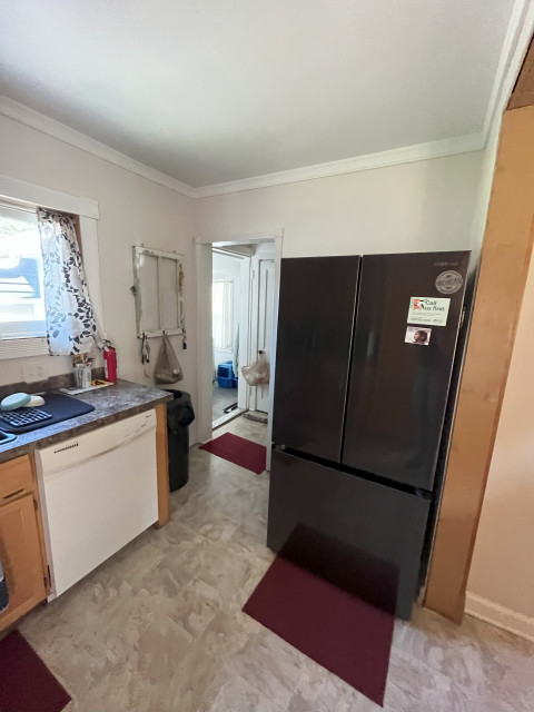 kitchen correction transitional