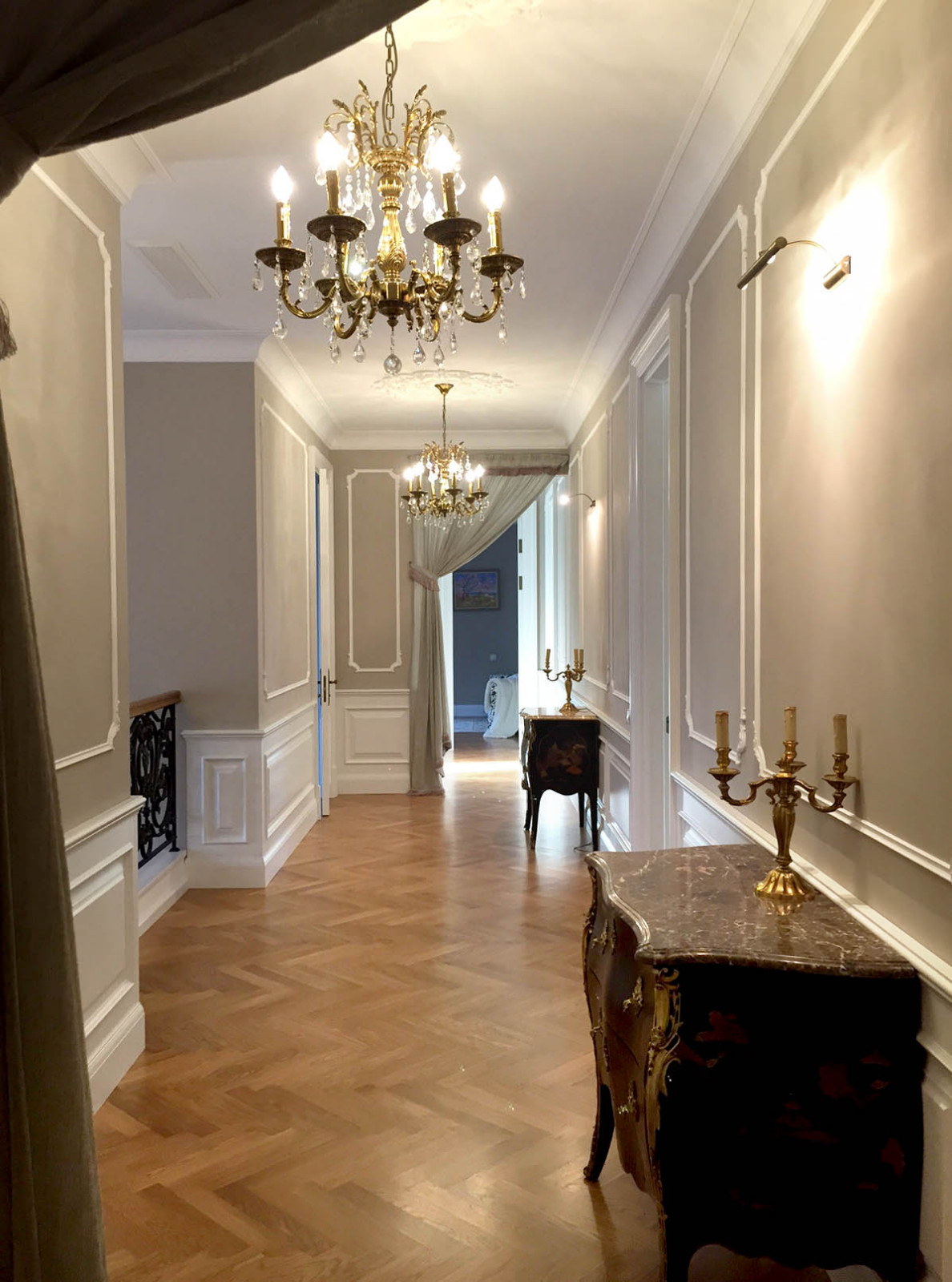 Recreating the Interior of the Chekhov’s Period in a Suburban Residence