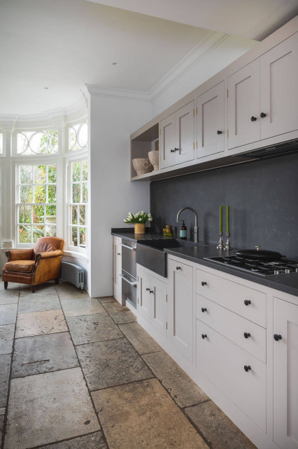 Grand Shaker Kitchen London clasico-cocina