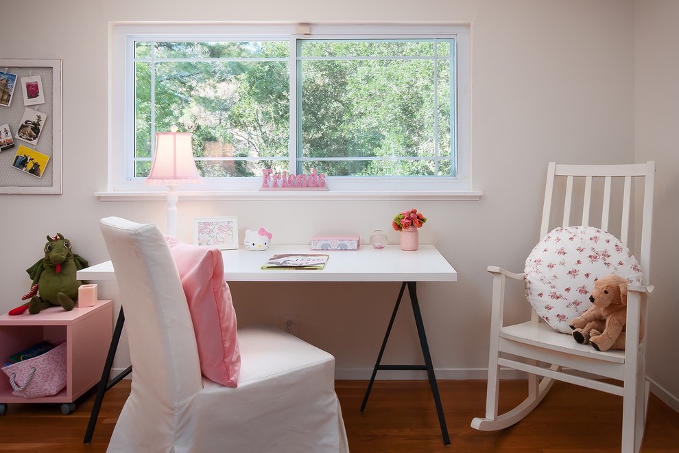 Sidney Ct. Staging