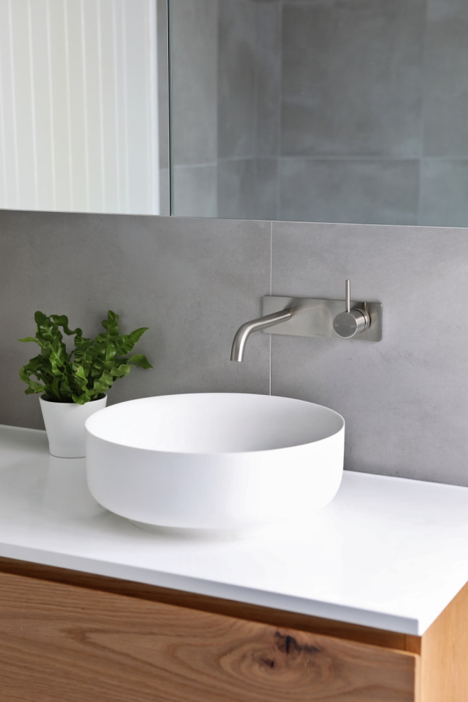 Contemporary bathroom in Perth.