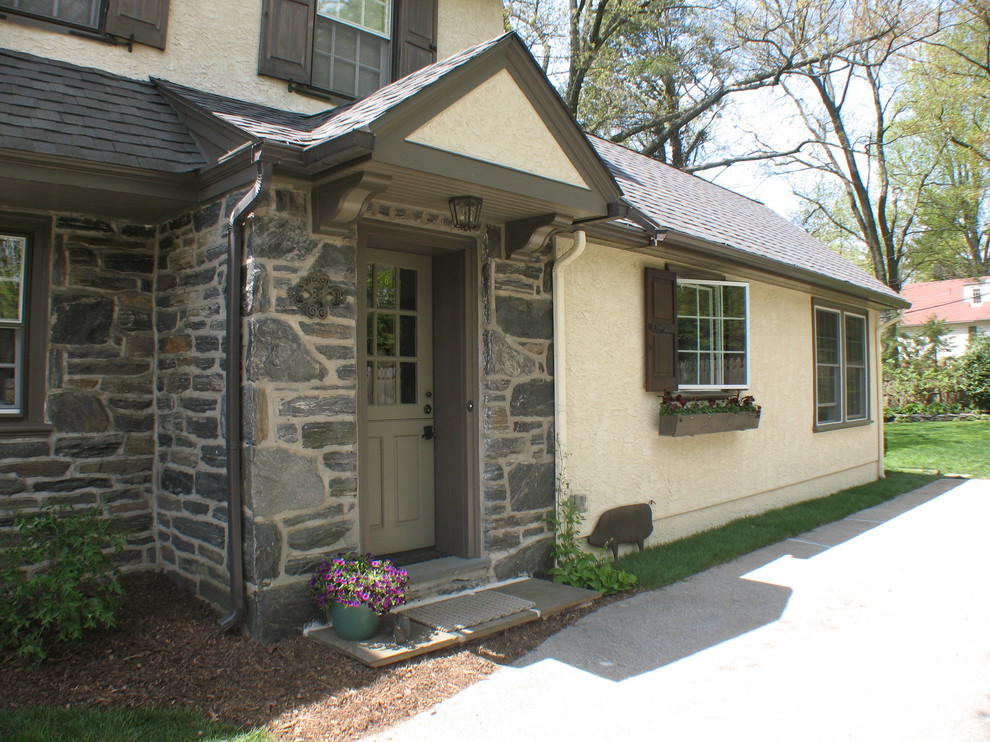 This is an example of a traditional exterior in Philadelphia.